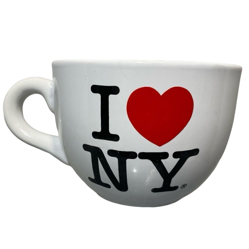 White and Red Ceramic Mug with New York Iconic Design